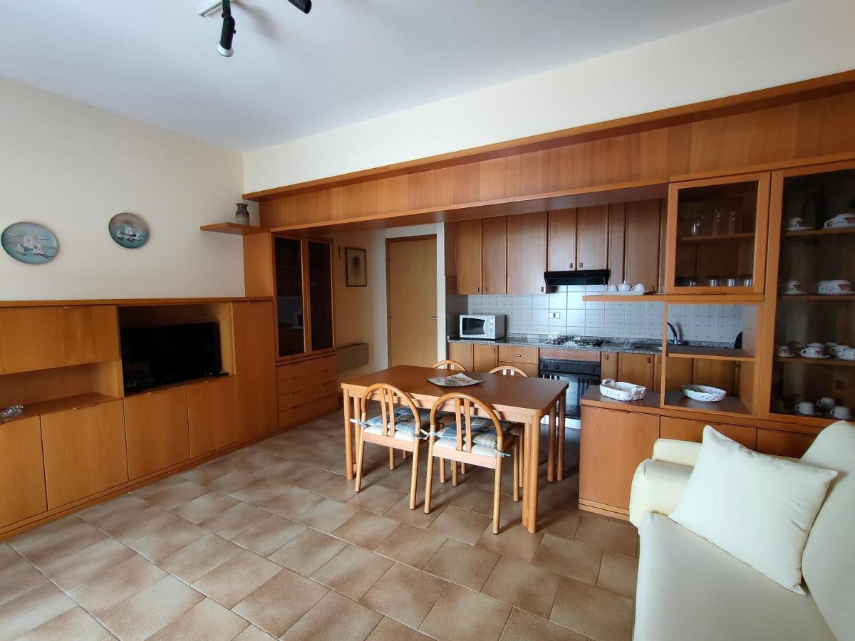 Iseolakerental- Casa Trentapassi Riva di Solto Exterior foto