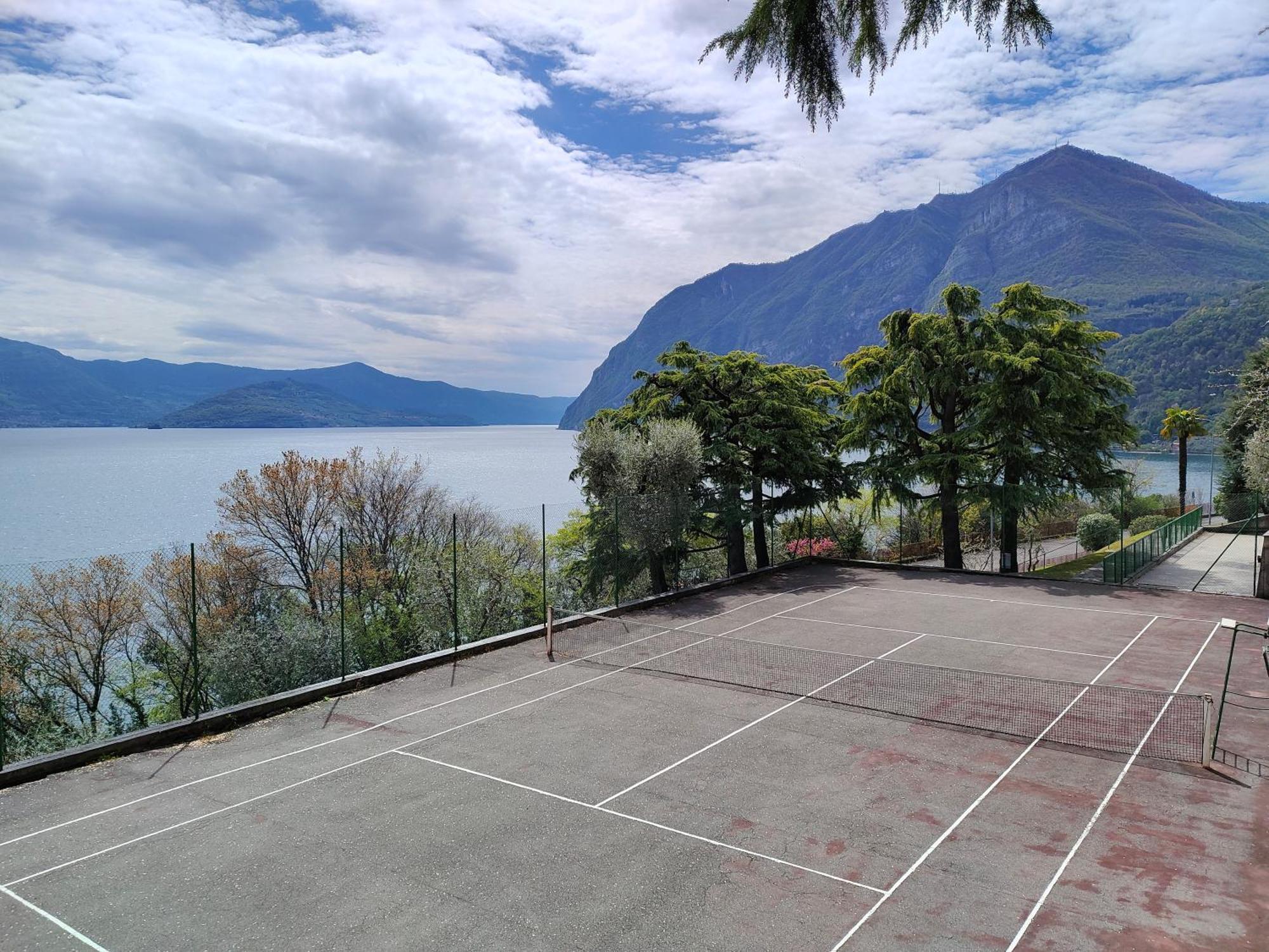 Iseolakerental- Casa Trentapassi Riva di Solto Exterior foto